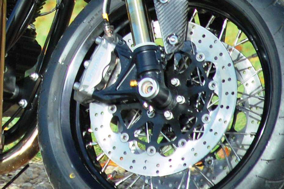Rem depan Norton Dominator Rem depan Norton Dominator