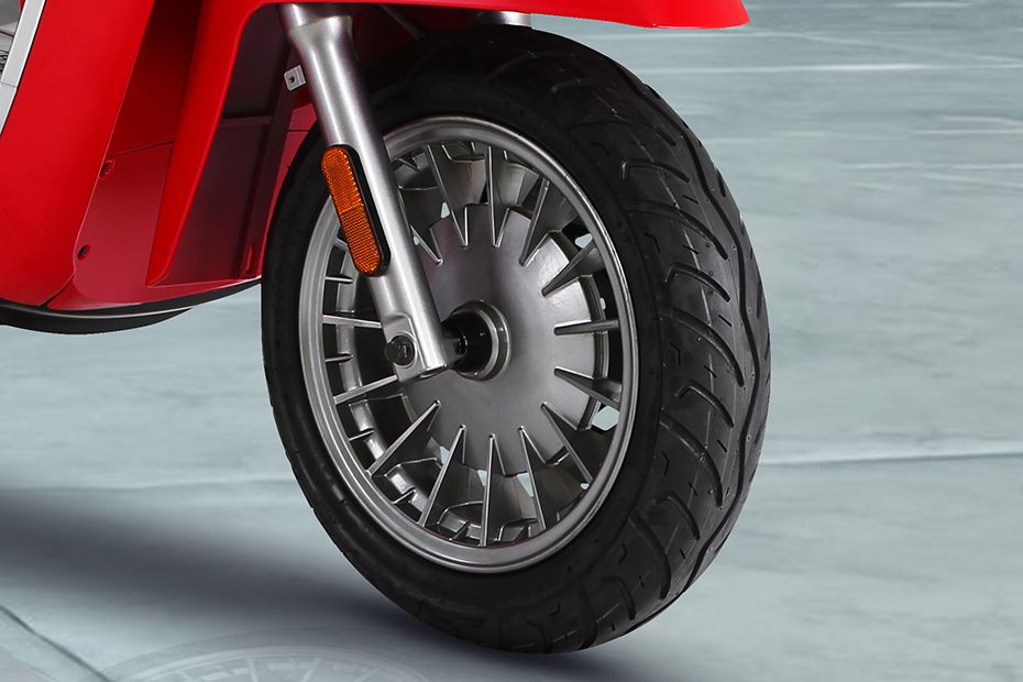 Lambretta V50 Special Front Tyre