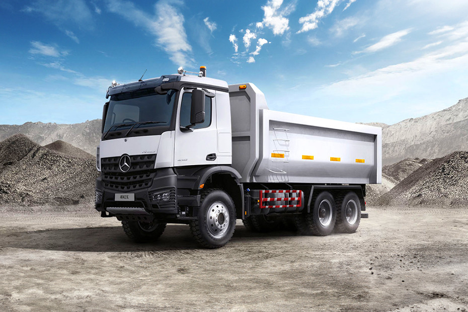 Truk Mercedes Benz Arocs 4845 K 2026 di Indonesia