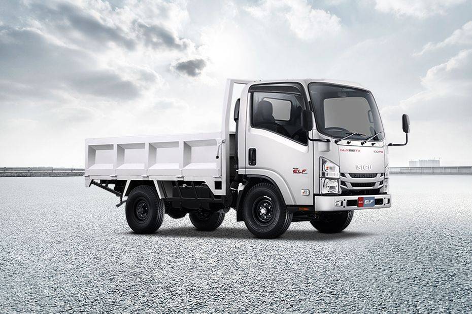 Isuzu ELF (N Series) 4 Wheel Tampak Depan Bawah