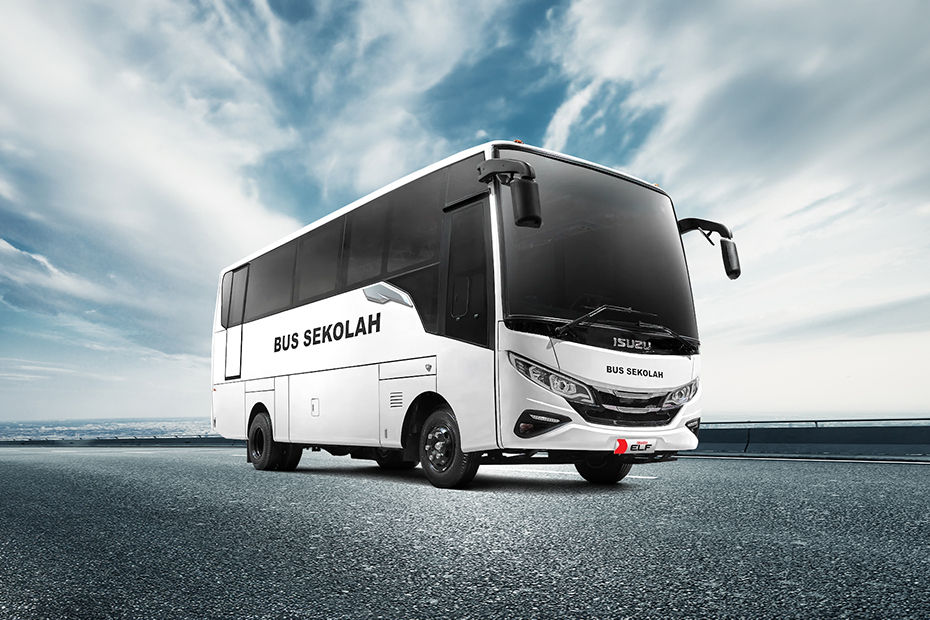Isuzu ELF NQR B 2026 Indonesia