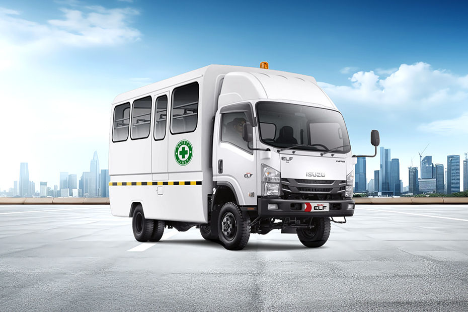 Isuzu ELF NPS 4.8L 2026 Indonesia