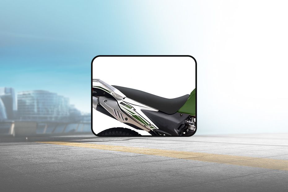 SM Sport GY 150 Rider Seat View SM Sport GY 150 Rider Seat View