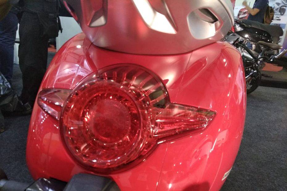 lampu belakang Type M lampu belakang Type M