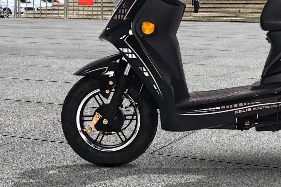 Ban depan Selis Eagle Prix