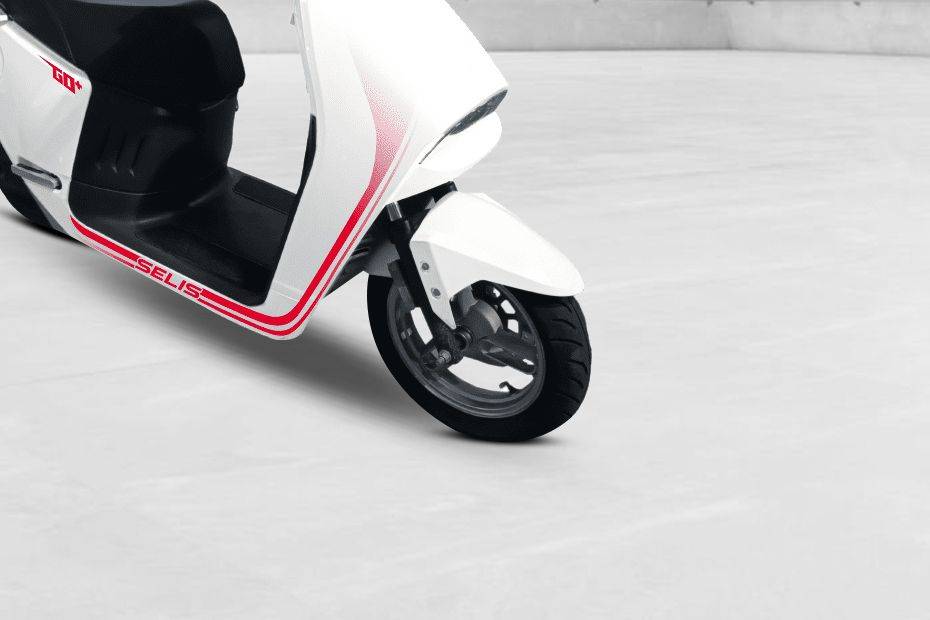 Selis Go Plus Front Tyre View Selis Go Plus Front Tyre View