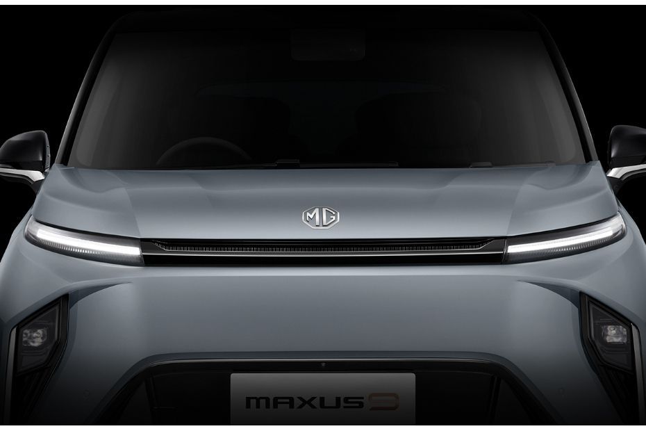 MG Maxus 9 Grille View
