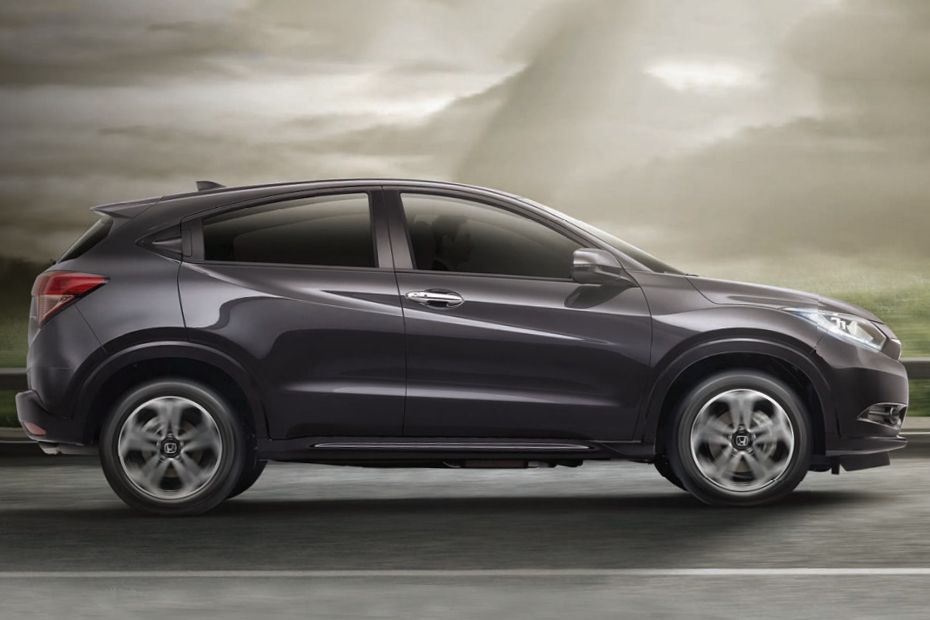 Tampak kanan Honda HRV (2015-2018) Tampak kanan Honda HRV (2015-2018)