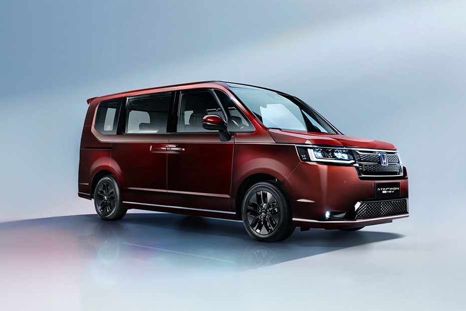 Mobil Honda StepWGN e:HEV 2.0L 2026 di Indonesia