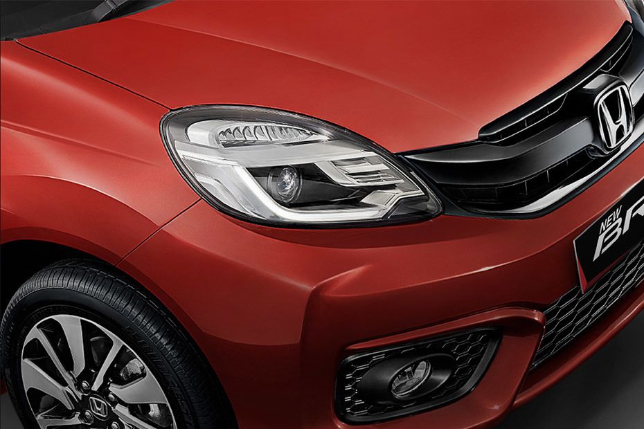 Lampu depan Brio (2016-2018)