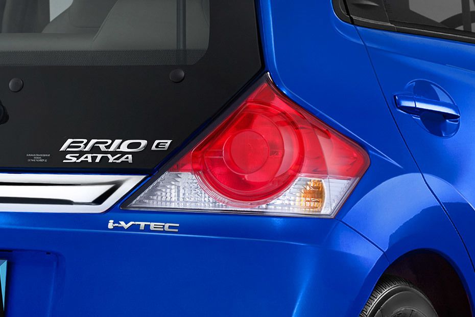lampu belakang Brio (2016-2018)