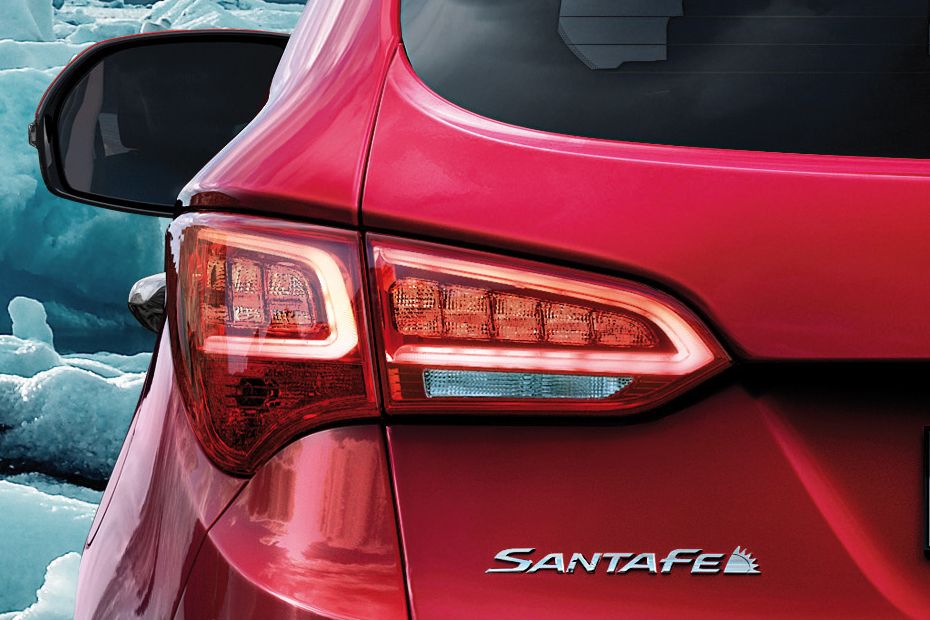 Santa Fe (2016-2018) Tail light Santa Fe (2016-2018) Tail light