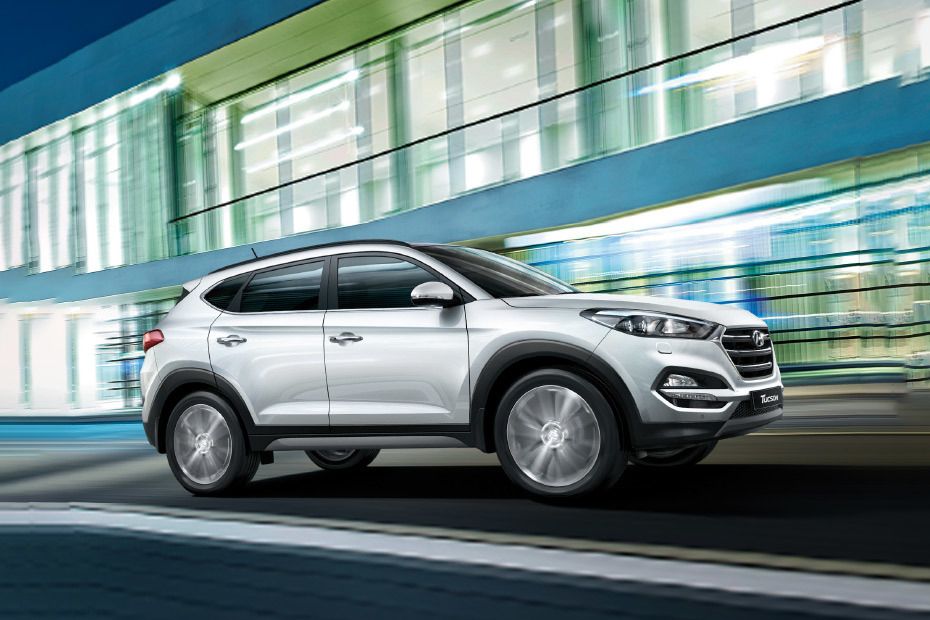 Hyundai Tucson (2016-2019) Drivers Sideview Hyundai Tucson (2016-2019) Drivers Sideview