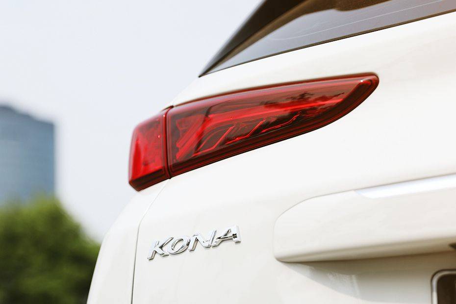Hyundai Kona Tail Light View Hyundai Kona Tail Light View
