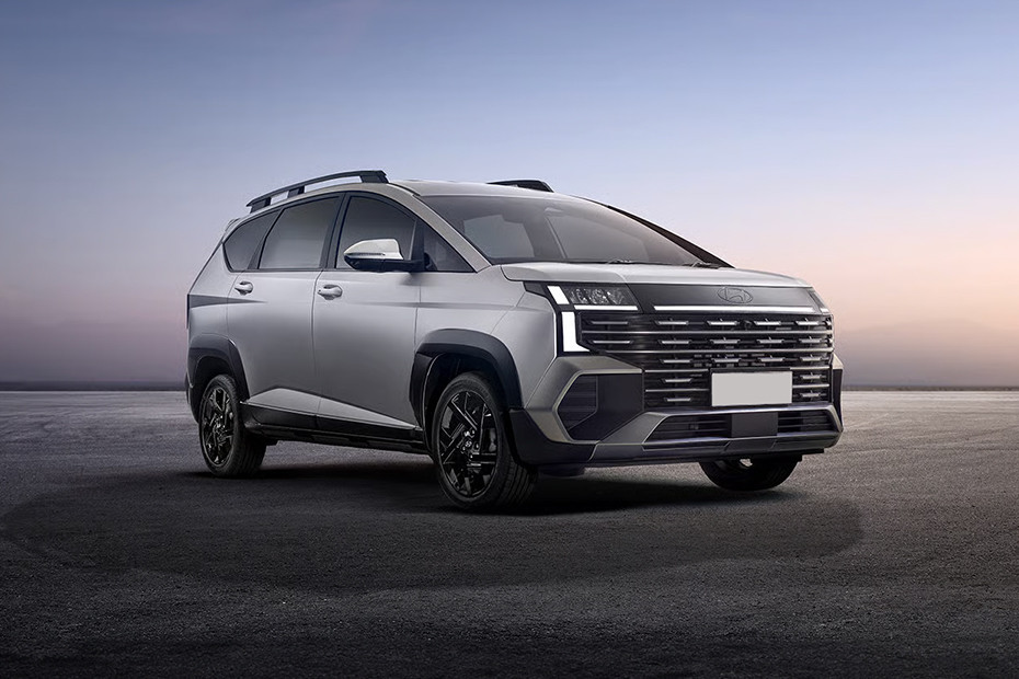 Hyundai Stargazer Cartenz X Front Angle Low View Hyundai Stargazer Cartenz X Front Angle Low View