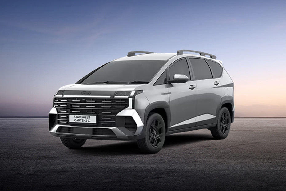 Hyundai Stargazer Cartenz X Front Side View Hyundai Stargazer Cartenz X Front Side View