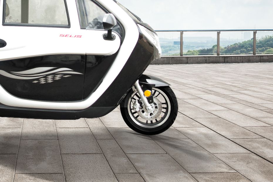 Selis Balis Ban depan Ban depan Selis Balis