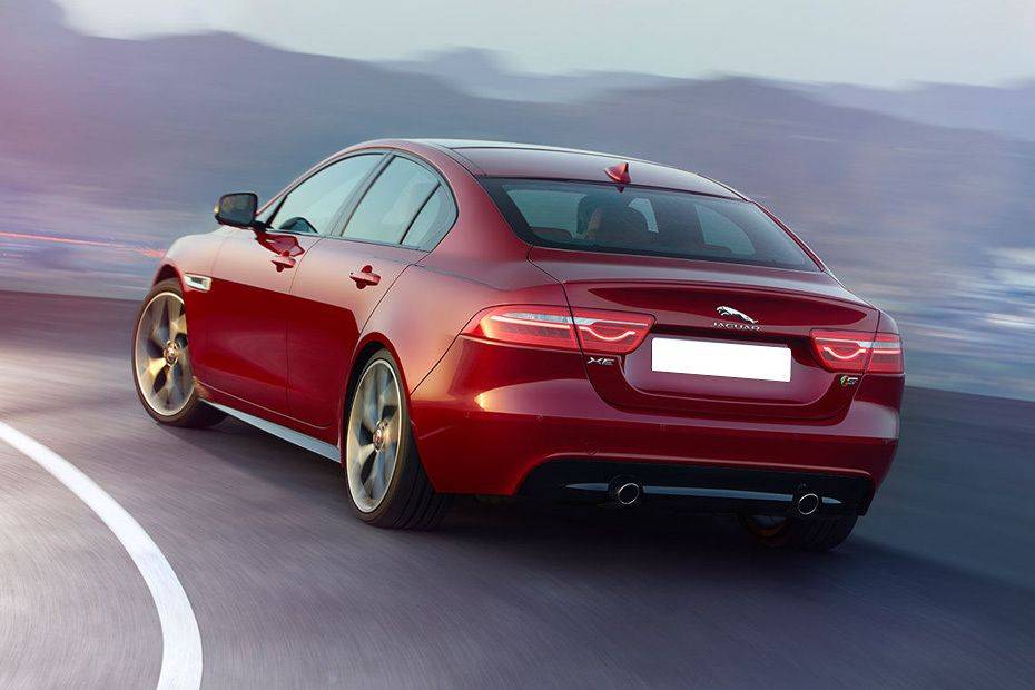 Jaguar XE Harga OTR, Promo Juni, Spesifikasi & Review