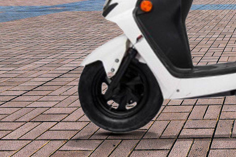 Rakata Motorcycle X5 Front Tyre View Rakata Motorcycle X5 Front Tyre View