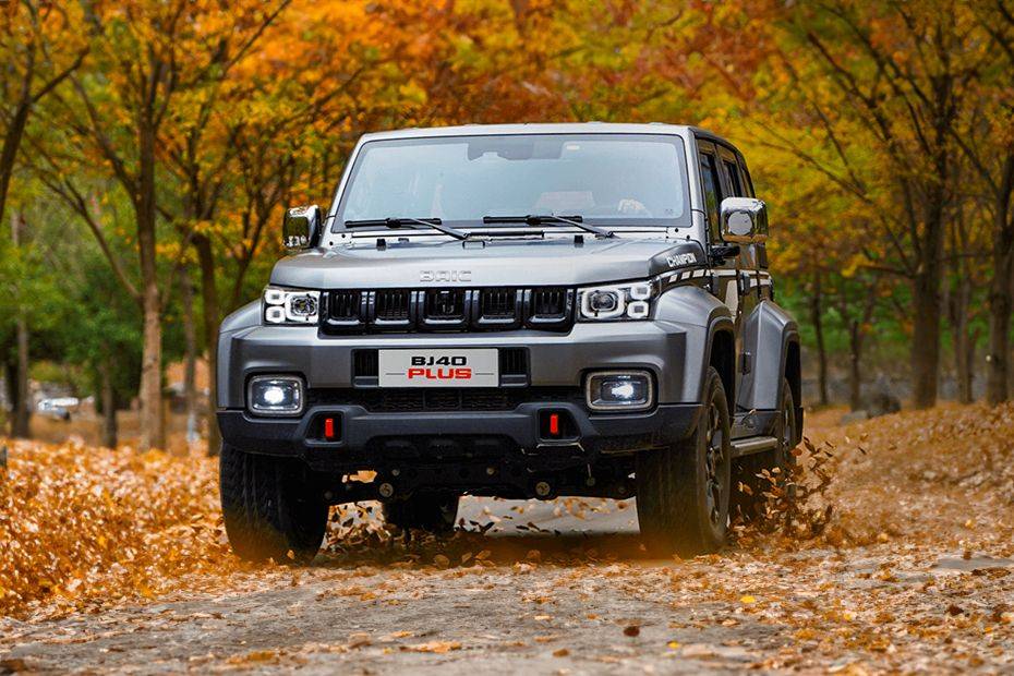 Mobil BAIC BJ40 Plus 2.0L 2024 di Indonesia