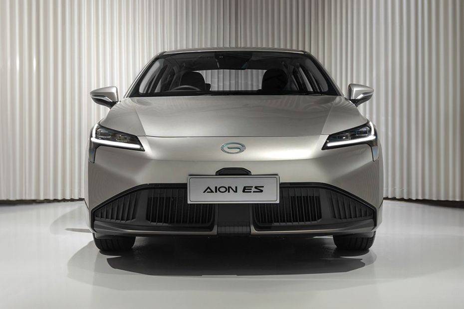 Video GAC Aion ES - First Drive & Road Test Aion ES | Oto