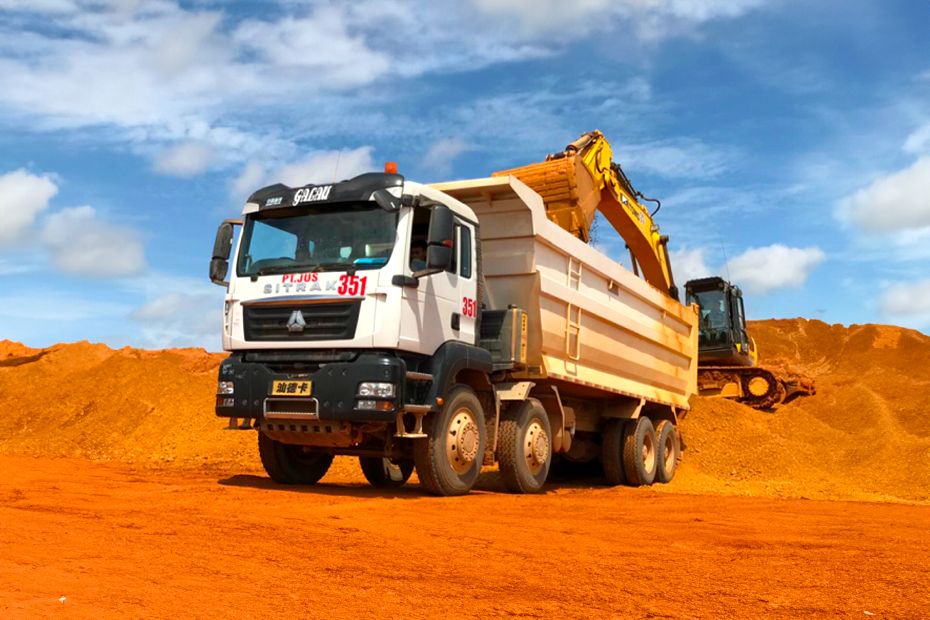 Truk Sitrak C7H 50.430 8x4 BB Tipper 8.0L 2026 di Indonesia