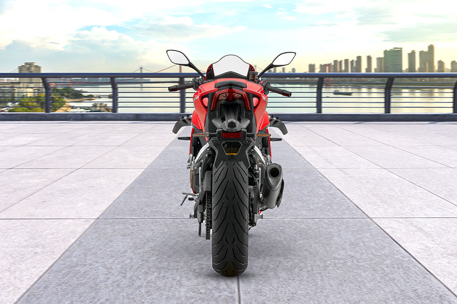 Tampak belakang QJ Motor SRK 800RR