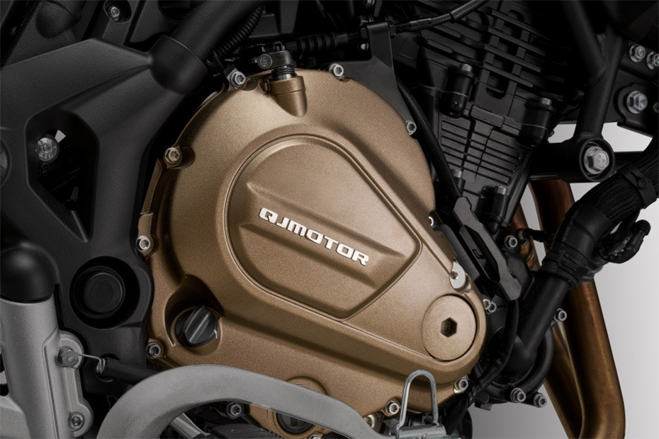 QJ Motor Tourino 700 SX Engine View