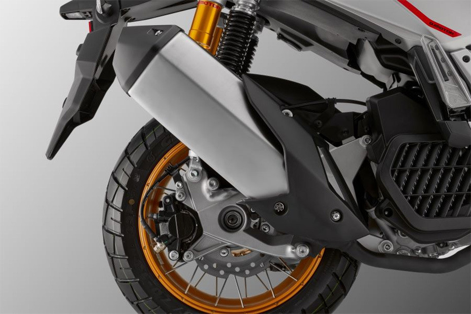 ban belakang QJ Motor Fort 250 Adventure