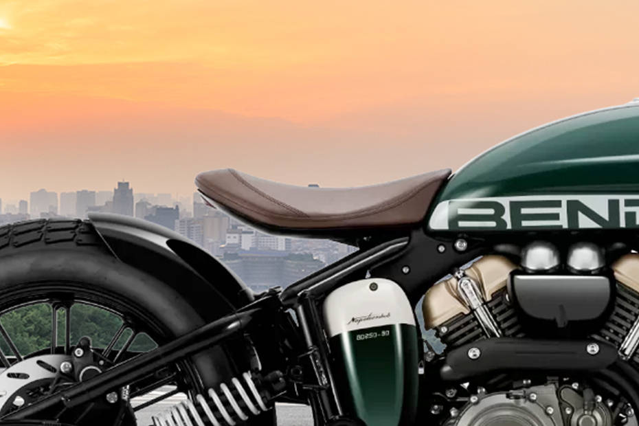 Benda NapoleonBob 250 Rider Seat View Benda NapoleonBob 250 Rider Seat View