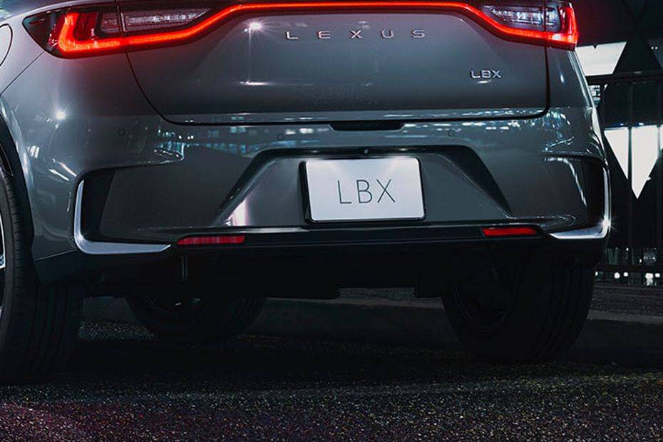 Lexus LBX Exhaust Pipe