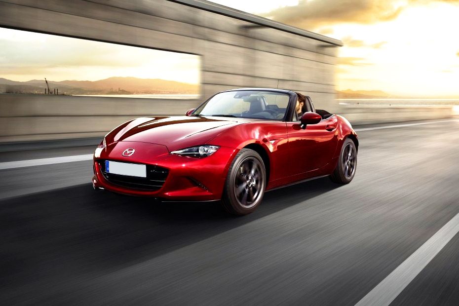 Tampak Depan Bawah Mazda MX 5 RF Tampak Depan Bawah Mazda MX 5 RF