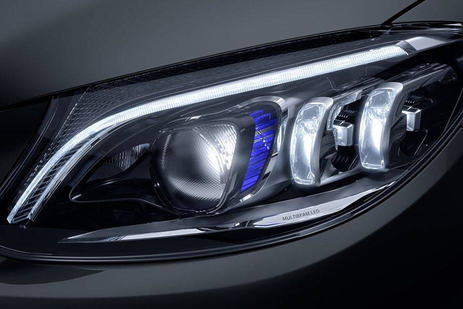 C-Class Estate Headlight C-Class Estate Headlight