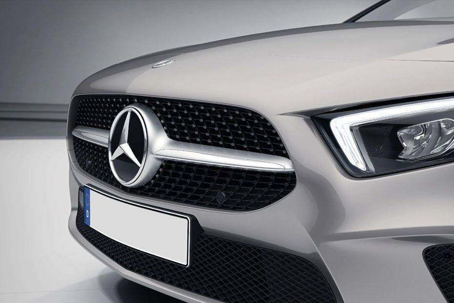 Mercedes Benz A-Class Sedan Tampak Grille