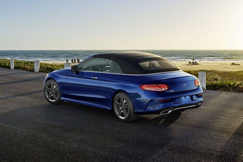 Tampak belakang tengah C-Class Cabriolet Tampak belakang tengah C-Class Cabriolet