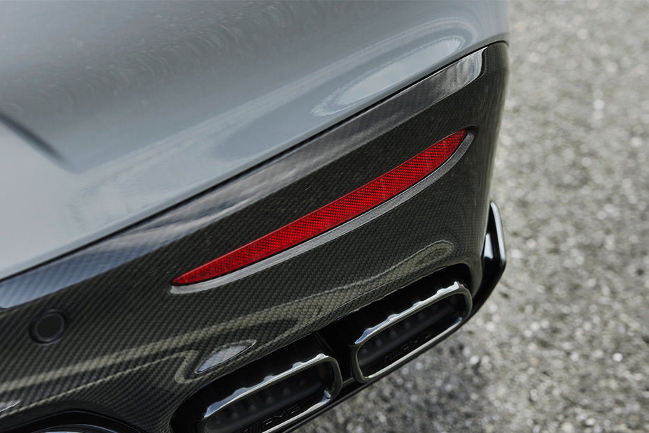 lampu belakang AMG GT