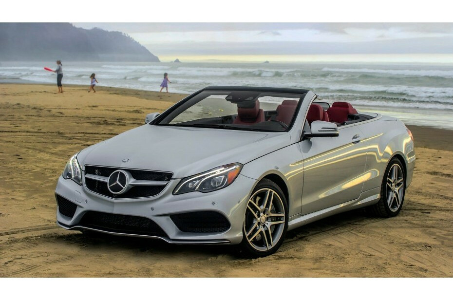 Tampak Depan Bawah Mercedes Benz E-Class Convertible