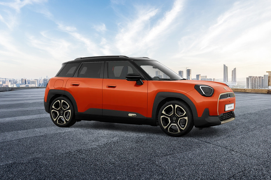 MINI Electric Aceman Front Cross Side View MINI Electric Aceman Front Cross Side View