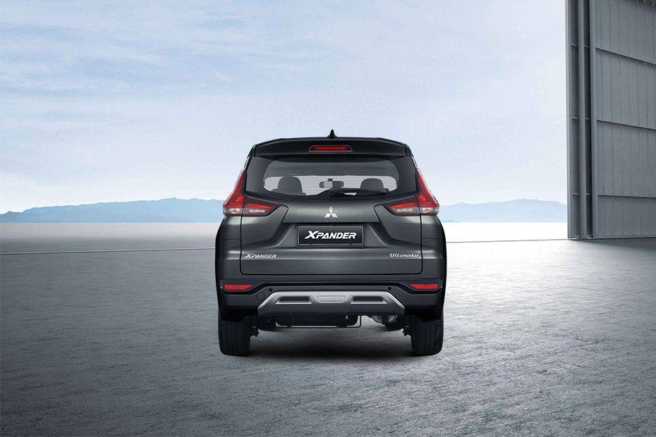 Full Rear View of Mitsubishi Xpander 2016 Full Rear View of Mitsubishi Xpander 2016