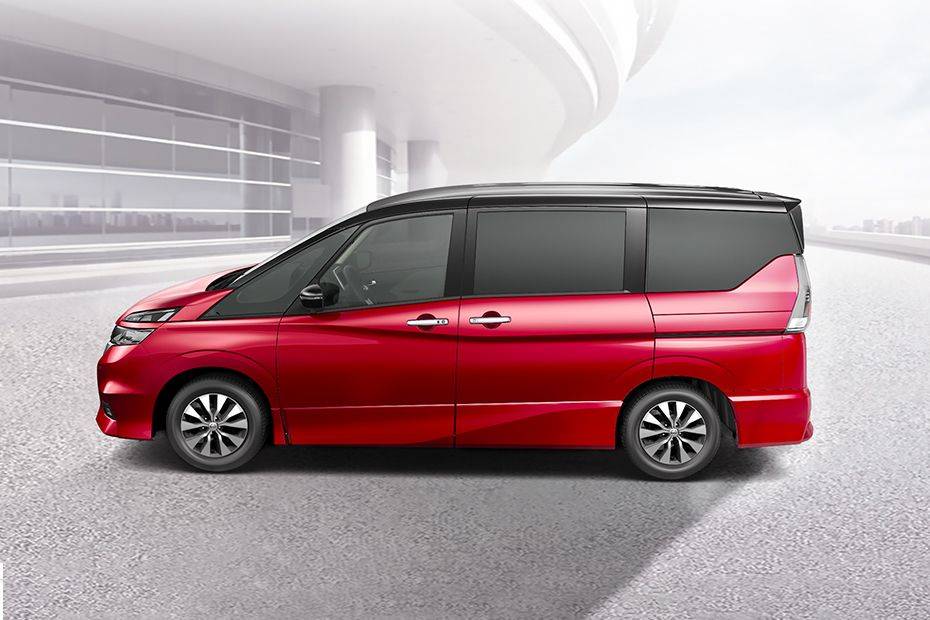 Nissan Serena Side View