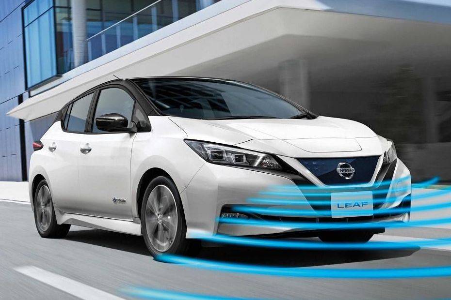 Nissan Leaf Front Cross Side View Nissan Leaf Front Cross Side View