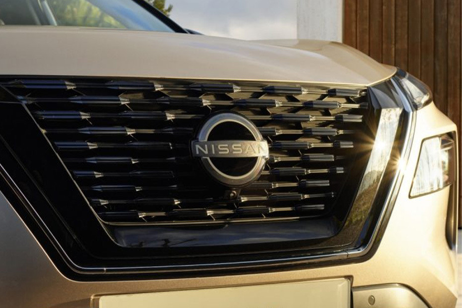 Nissan X-Trail e-Power Branding Nissan