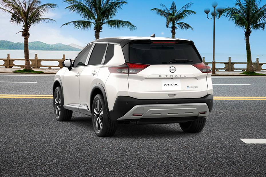 Nissan X-Trail e-Power Tampak belakang tengah Tampak belakang tengah X-Trail e-Power