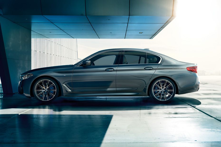 5 Series Sedan Side view 5 Series Sedan Side view