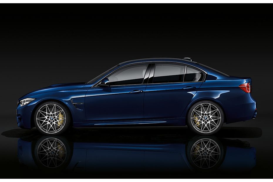 Tampak samping M3 Sedan (2015-2018)