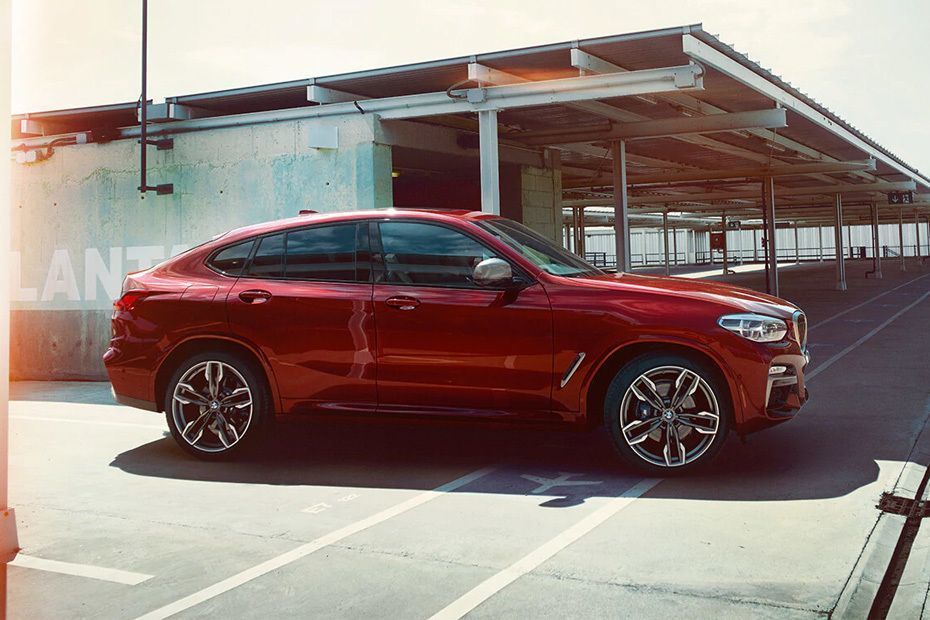 BMW X4 Front Medium View BMW X4 Front Medium View