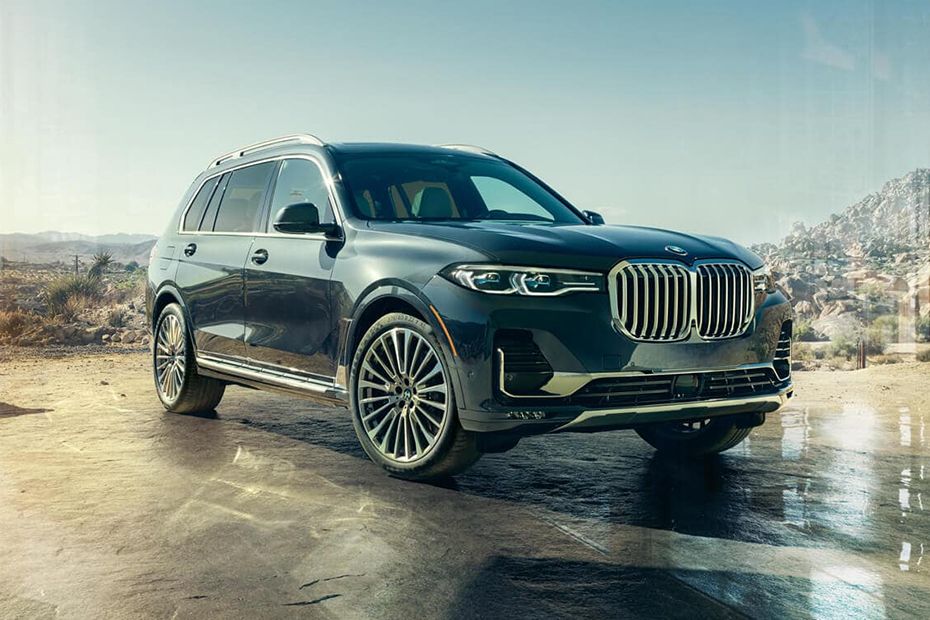 Tampak depan medium BMW X7 Tampak depan medium BMW X7