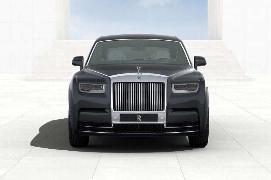 Rolls Royce Phantom Full Front View