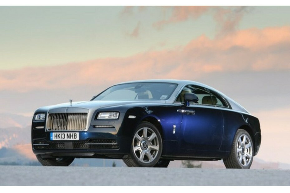 Rolls Royce Ghost-V Extended Wheelbase Tampak Depan Bawah Rolls Royce Ghost-V Extended Wheelbase Tampak Depan Bawah