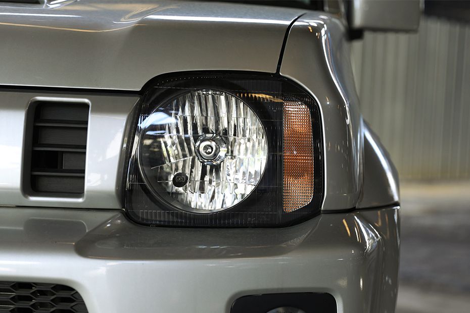 Lampu depan Jimny (2017-2018) Lampu depan Jimny (2017-2018)